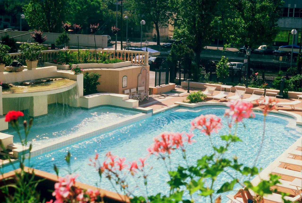 Mansarda Cannes Риччоне Экстерьер фото